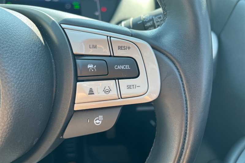 Honda Jazz 1.5 I-mmd Hybrid Crosstar Ex Ecvt Grey #21