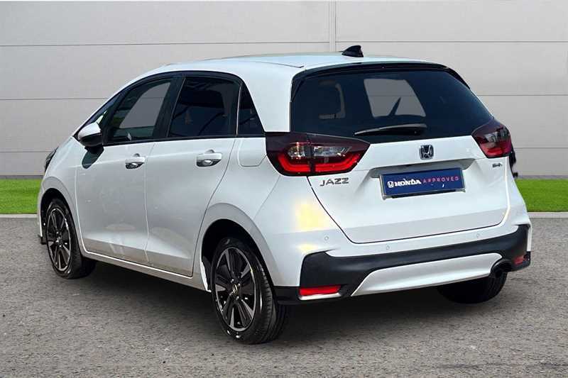 Honda Jazz 1.5 I-mmd Hybrid Advance Ecvt White #3