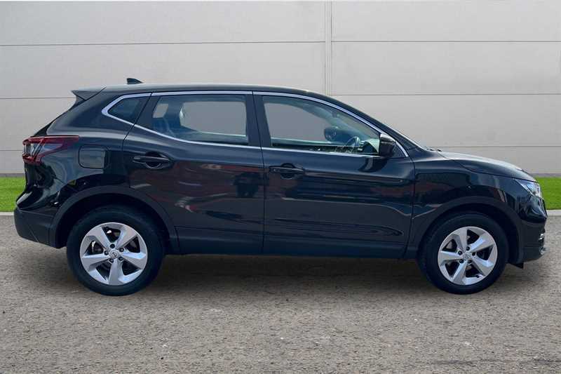Nissan Qashqai 1.3 Dig-t 160 157 Acenta Premium Dct Black #3
