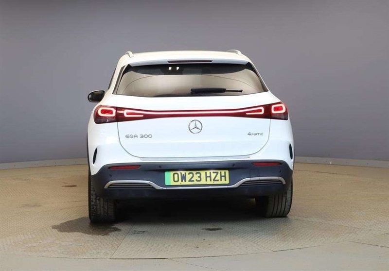Mercedes-Benz EQA Eqa 300 4M 168Kw Amg Line Premium 66.5Kwh White #4