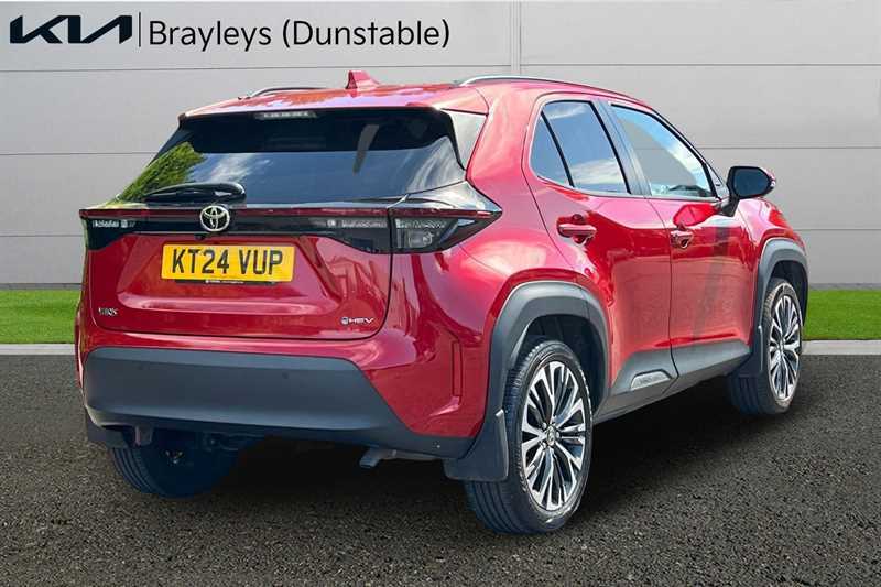 Toyota Yaris Cross Premiere Edition White #7
