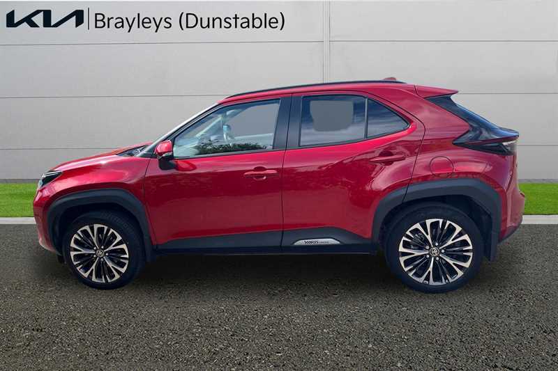 Toyota Yaris Cross 1.5 Hybrid Excel Cvt Red #4
