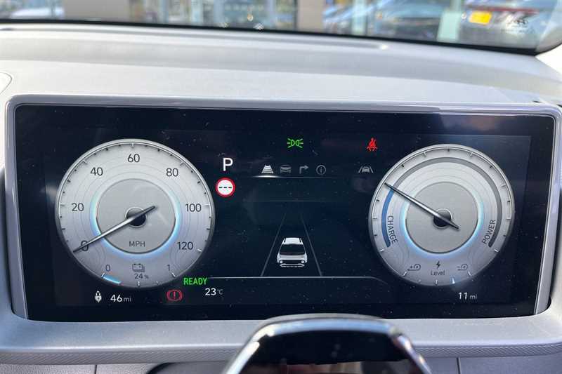 Hyundai Inster 85Kw Cross 49Kwh LO26TNE Black #2
