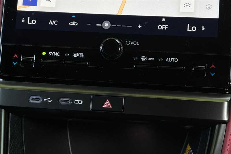 Lexus LBX 1.5 Vvt-ie Takumi Suv Hybrid E-cvt Euro #12
