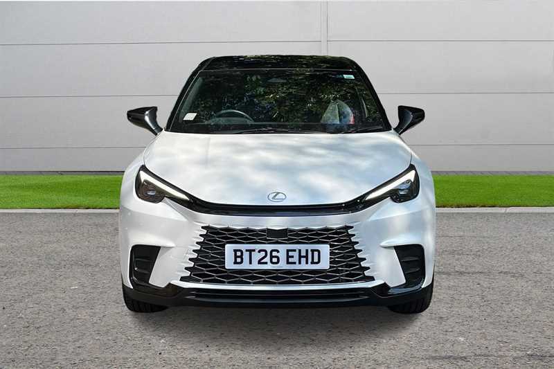 Lexus LBX 1.5 Premium E-cvt White #5