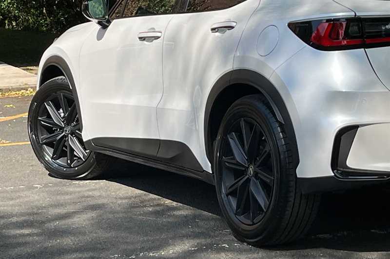 Lexus LBX 1.5 Vvt-ie Takumi Suv Hybrid E-cvt Euro #40