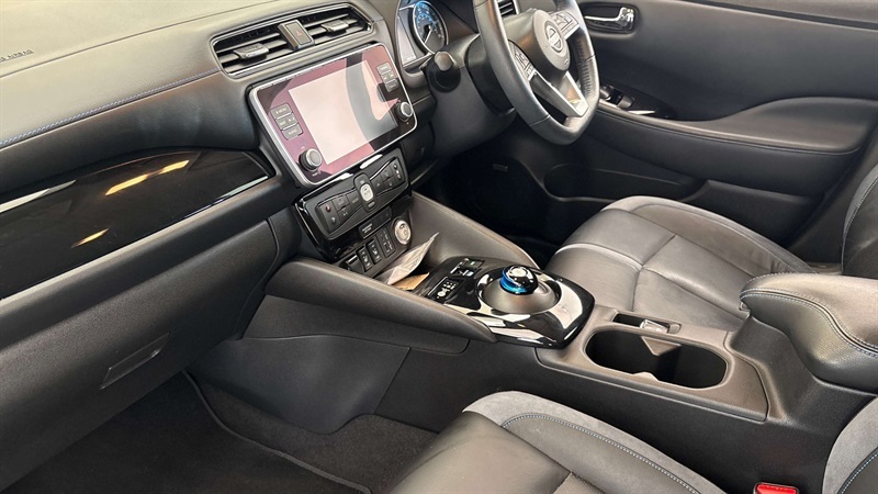 Nissan Leaf 110Kw Tekna 39Kwh Black #2