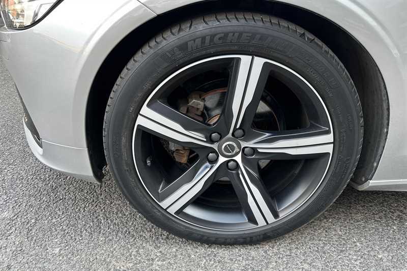Volvo V90 Volvo Estate 2.0 D4 R Design Geartronic Silver #26