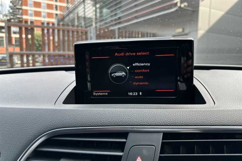 Audi Q3 2.0 Tdi Quattro Black Edition 5 Seat Family Black #15