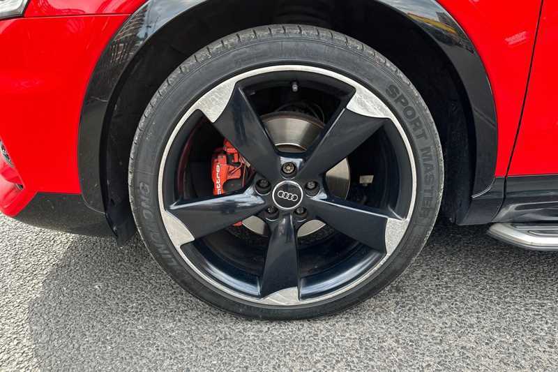 Audi Q3 2.0 Tdi Quattro Black Edition 5 Seat Family Black #31