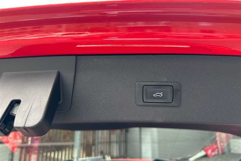 Audi Q3 2.0 Tdi Quattro Black Edition 5 Seat Family Black #22