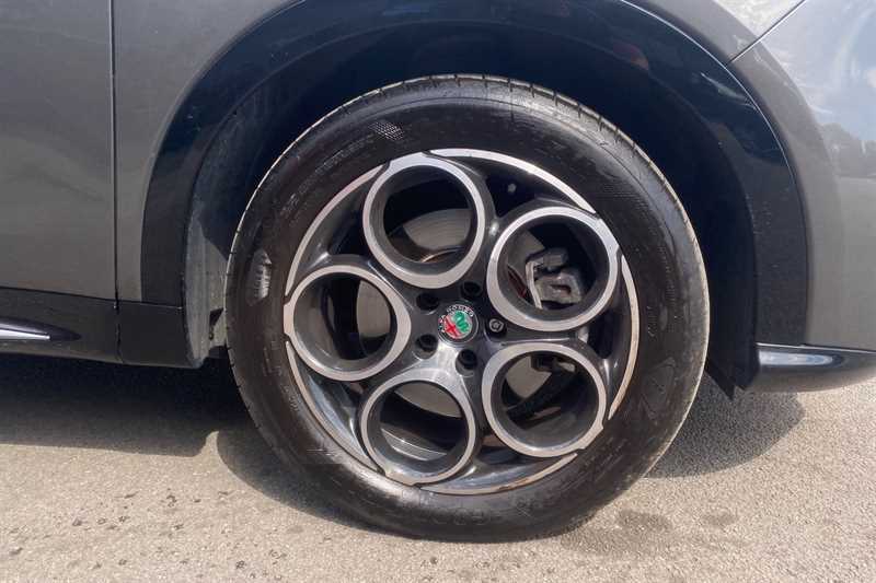 Alfa Romeo Tonale 1.5 Mhev Ti Grey #5