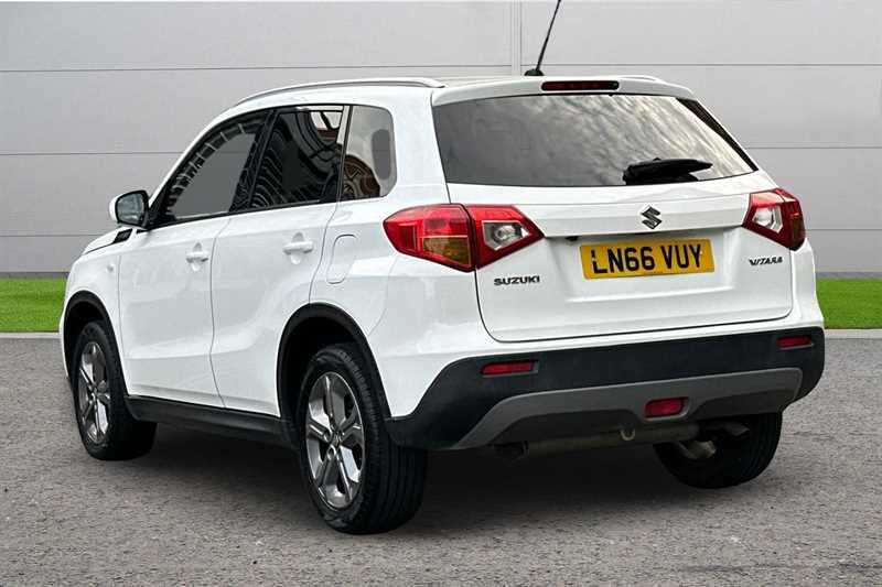 Suzuki Vitara 1.6 Sz-t LN66VUY White #3