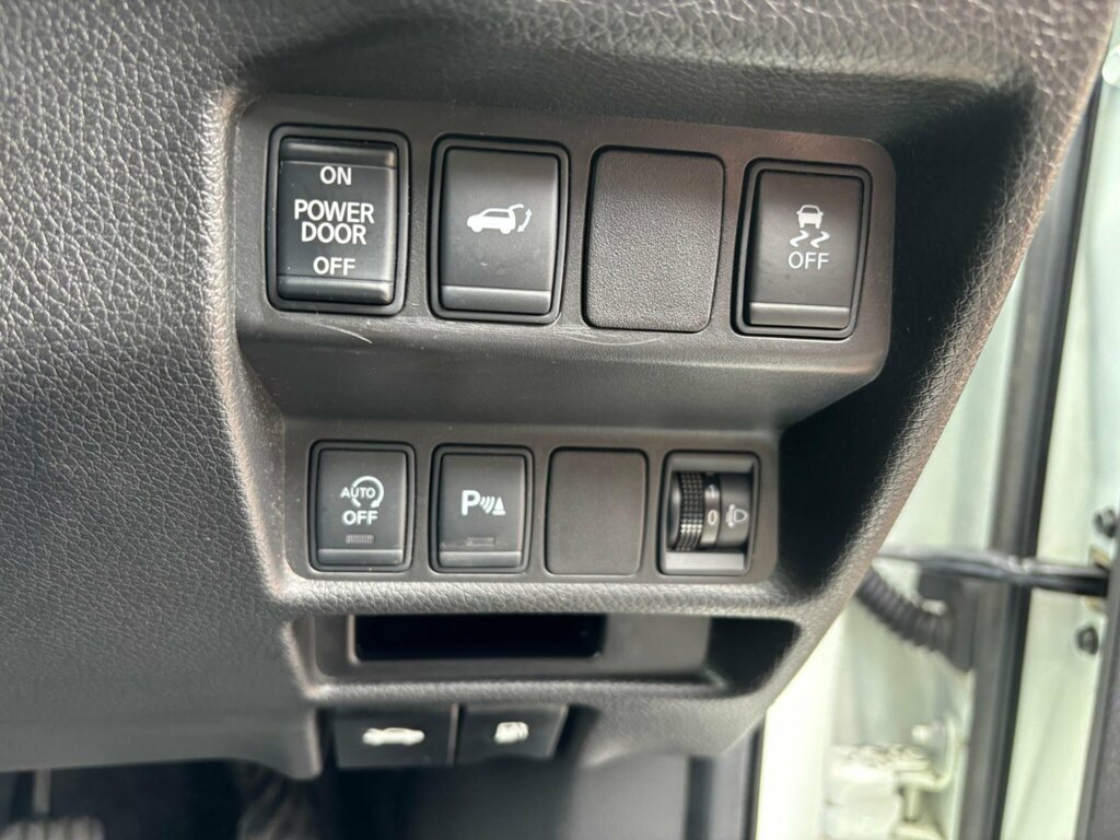 Nissan X-Trail  Black #39