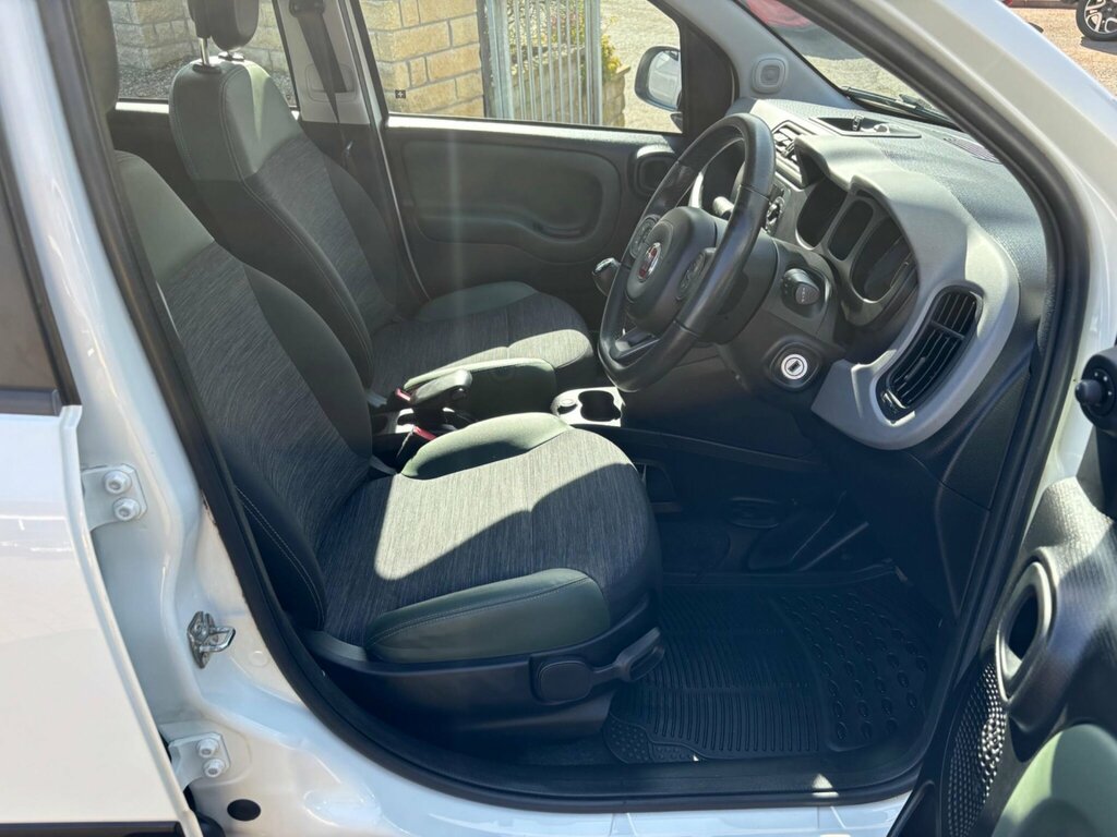 Fiat Panda 1.2 Lounge Euro 6 Red #19
