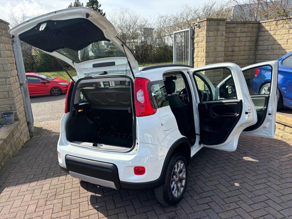 Fiat Panda 1.2 Lounge Euro 6 Red #54