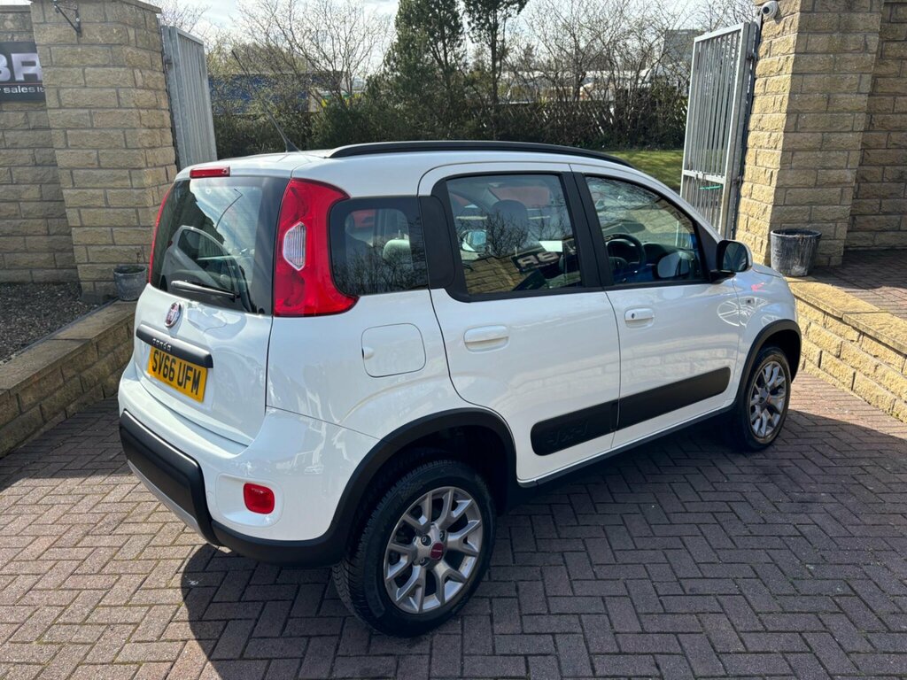 Fiat Panda 1.2 Lounge Euro 6 Red #9