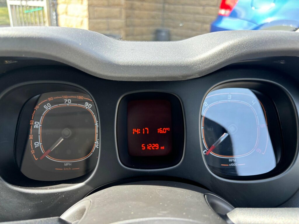 Fiat Panda 1.2 Lounge Euro 6 Red #38
