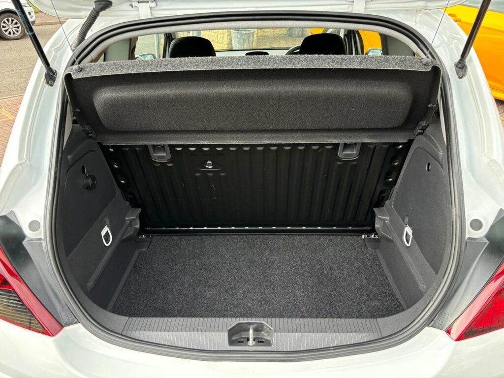 Vauxhall Corsa 1.2I Ecoflex 16V Sxi Euro 5 Ss Ac White #26