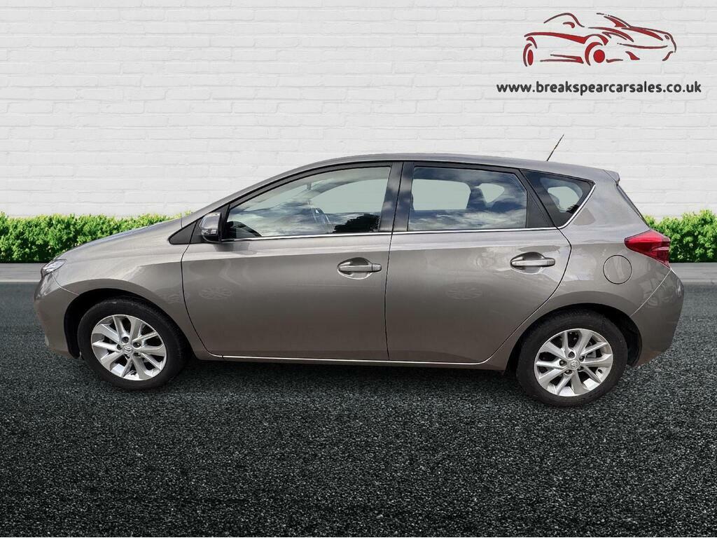 Toyota Auris 1.6 V-matic Icon Euro 5 Brown #6