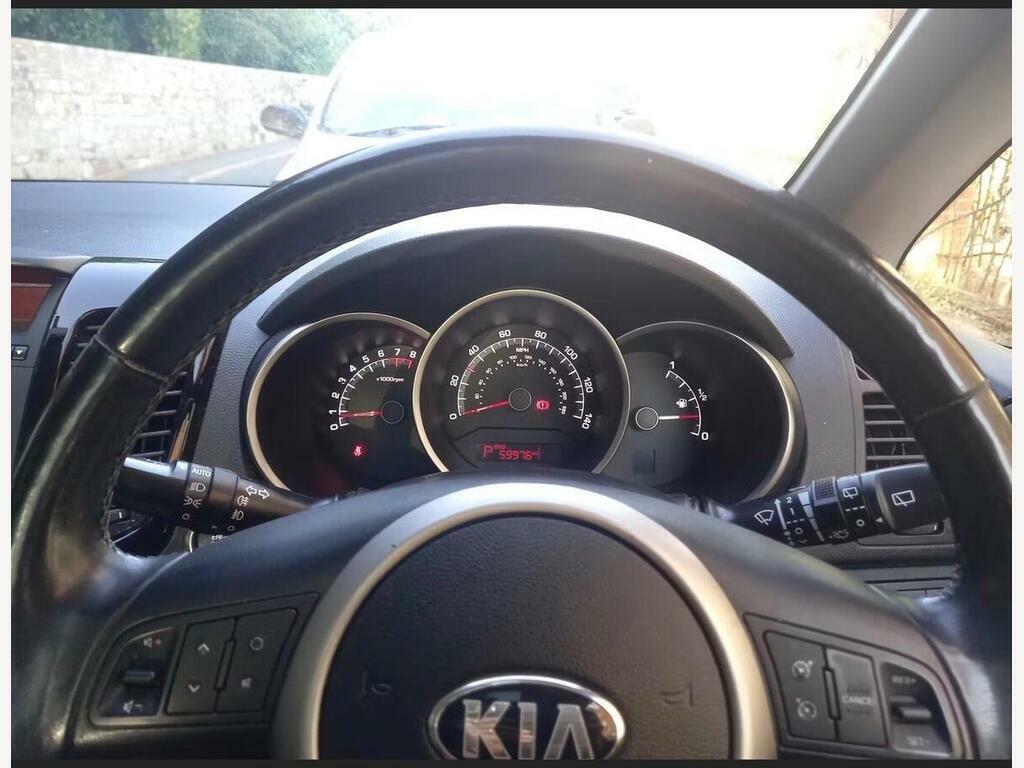 Kia Venga 1.6 4 Mpv Euro 6 123 Bhp Red #8