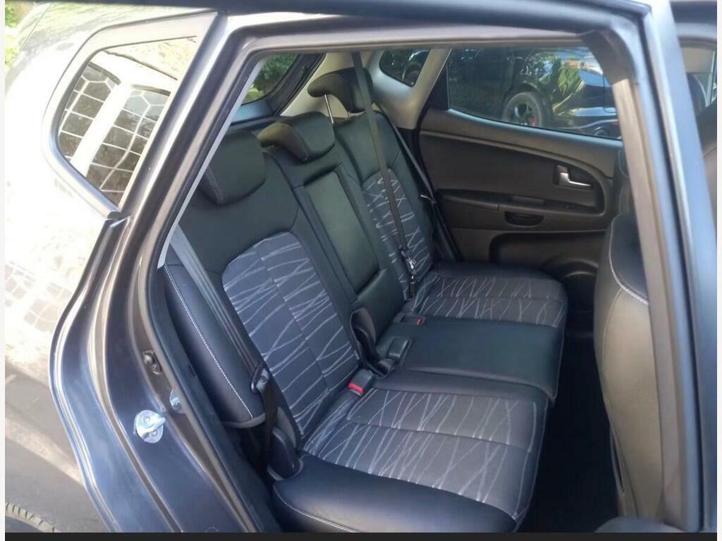 Kia Venga 1.6 4 Mpv Euro 6 123 Bhp Red #7