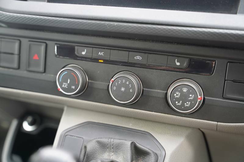 Volkswagen Transporter T28 Panel Van Highline Swb 110 Ps 2.0 Tdi 5Sp Manu Blue #18
