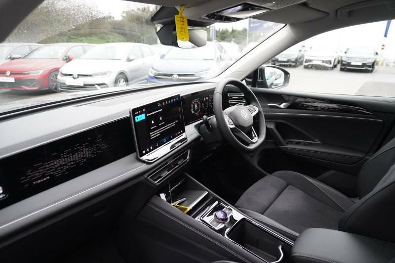 Volkswagen Tiguan Etsi 150 Dsg Elegance Black #2