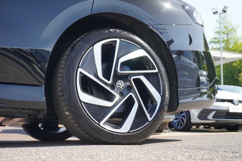 Volkswagen ID.7 210Kw Match Pro S Plus 86Kwh 286 Ps Black #22