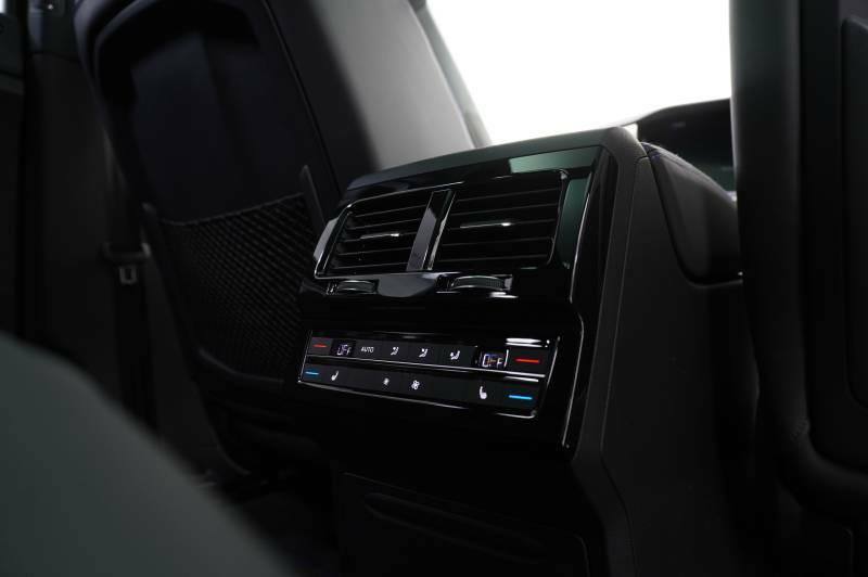 Volkswagen Touareg 3.0 Tsi Ehybrid 4Motion Elegance Tip Black #34