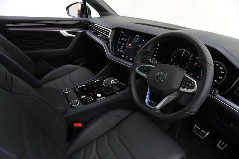 Volkswagen Touareg V6 Tsi Ehybrid 4Motion Tip R Blue #6