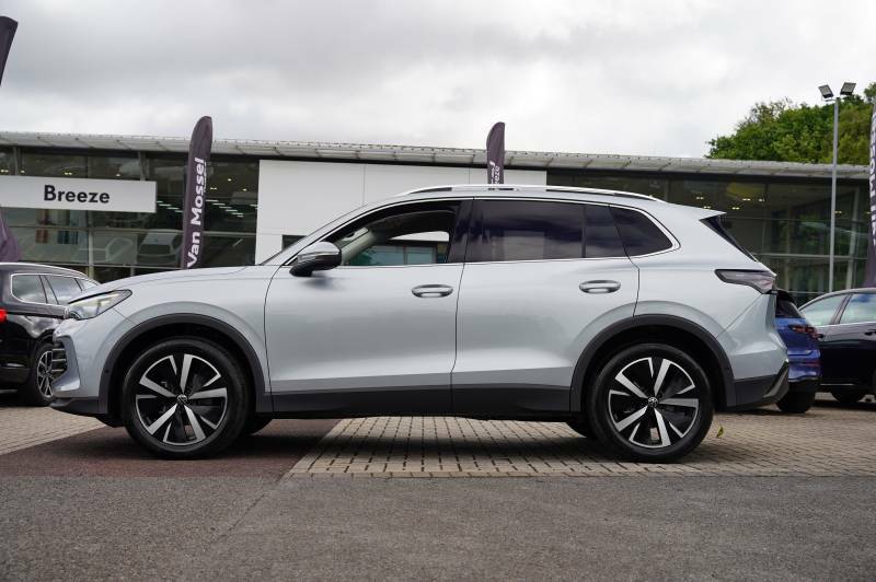 Volkswagen Tiguan Etsi 150 Dsg Elegance Silver #4