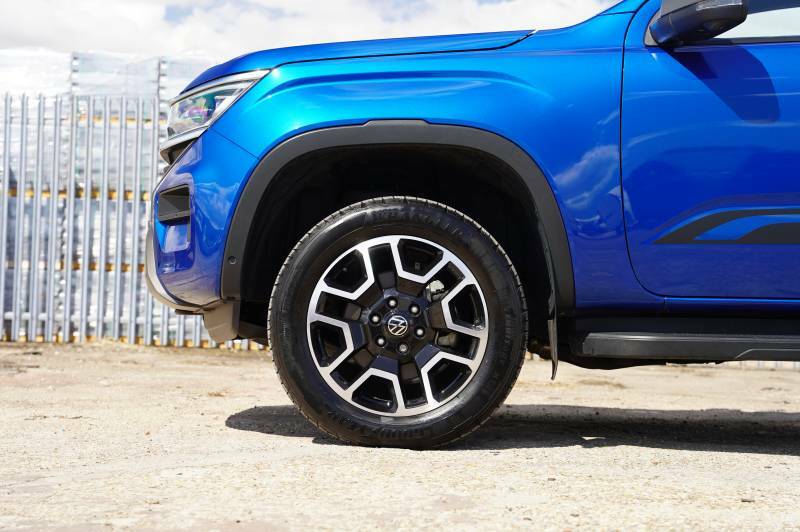Volkswagen Amarok Dcab Pick Up V6 Tdi 240 4M Panamericana Blue #5