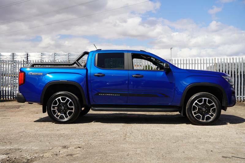 Volkswagen Amarok Dcab Pick Up V6 Tdi 240 4M Panamericana Blue #4