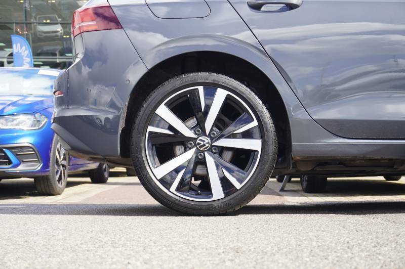Volkswagen Golf Volkswagen Golf Hatchback 1.5 Etsi 150 Black Editi Grey #22