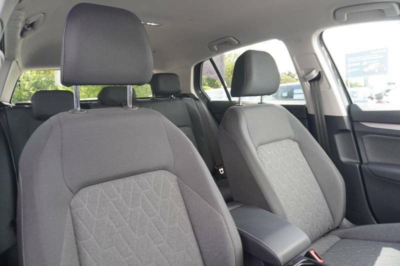 Volkswagen Golf Volkswagen Golf Hatchback 1.5 Etsi 150 Black Editi Grey #9