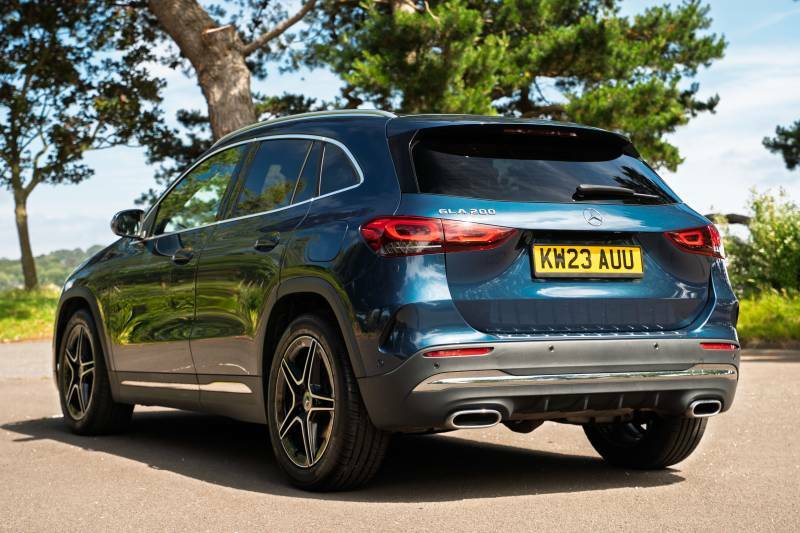 Mercedes-Benz GLA Class Gla 200 Executive Amg Line Blue #3