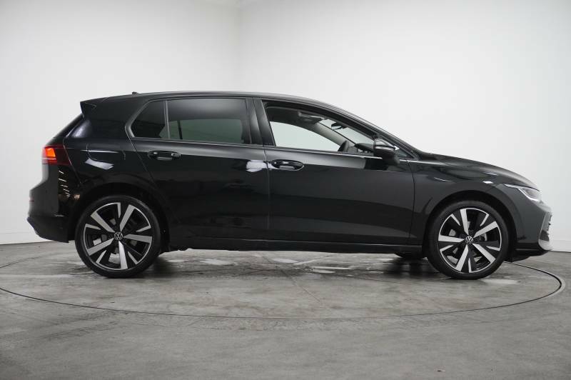 Volkswagen Golf Tsi Match Black #4