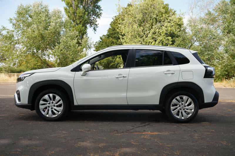 Suzuki S Cross 1.5 Hybrid Ultra Allgrip Ags Red #15