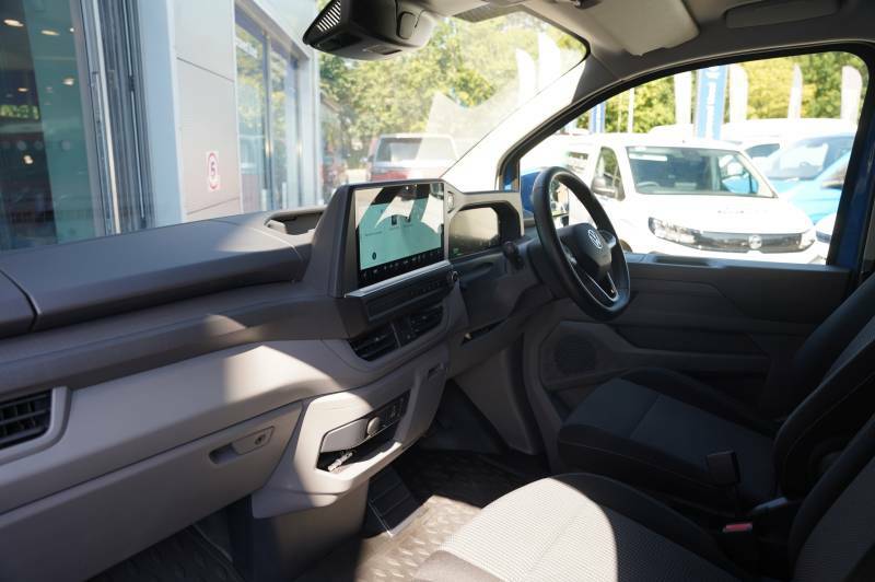 Volkswagen E-Transporter T32 65Kwh Van Commerce Pro Swb Blue #2