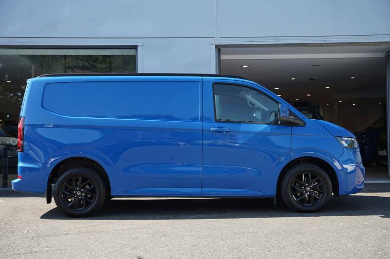 Volkswagen E-Transporter T32 65Kwh Van Commerce Pro Swb Blue #4