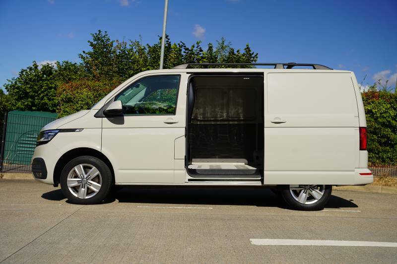 Volkswagen Transporter T32 Tdi 150 Van Dsg Highline Swb - 2023 72 Blue #30