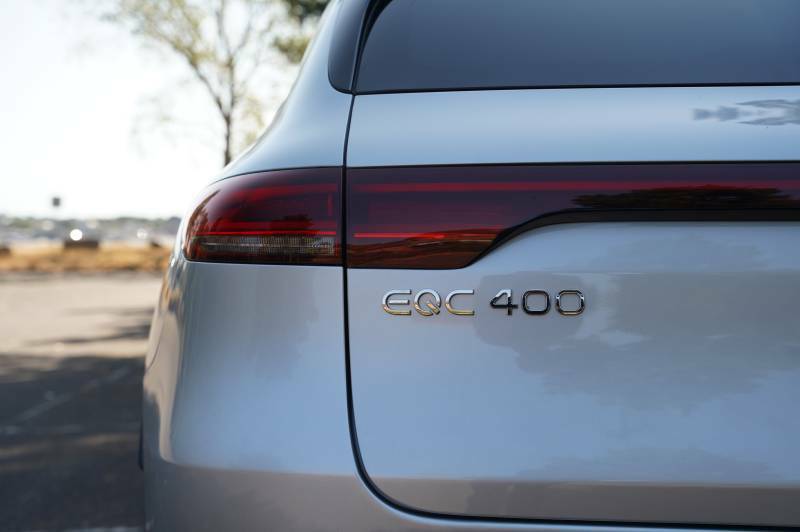 Mercedes-Benz EQC Mercedes-benz Eqc Amg Line Blue #32