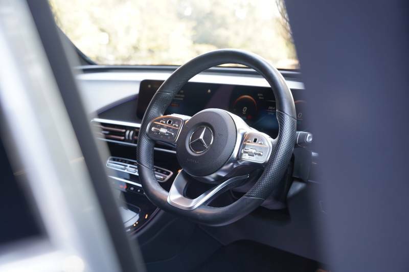 Mercedes-Benz EQC Mercedes-benz Eqc Amg Line Blue #17