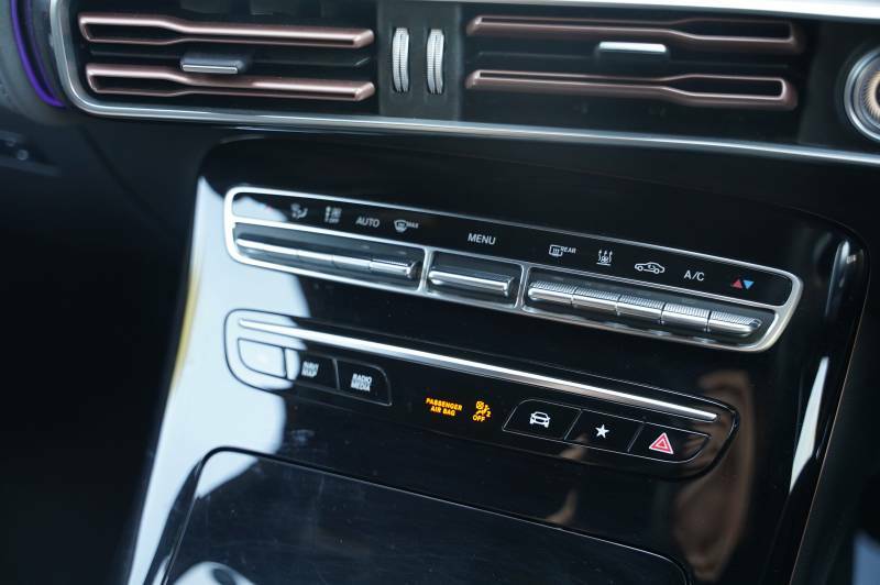Mercedes-Benz EQC Mercedes-benz Eqc Amg Line Blue #20