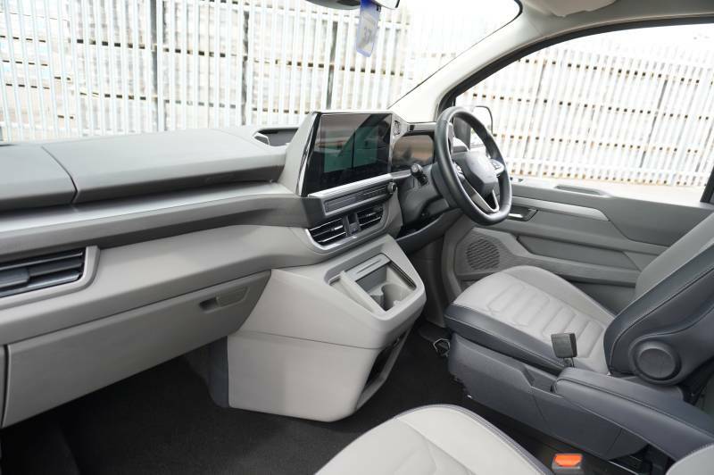 Volkswagen Transporter Shuttle T32 Tdi 150Ps Minibus Style Swb  #2