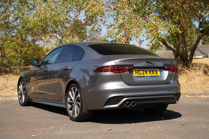 Jaguar XE D200 R-dynamic Se Black Grey #3