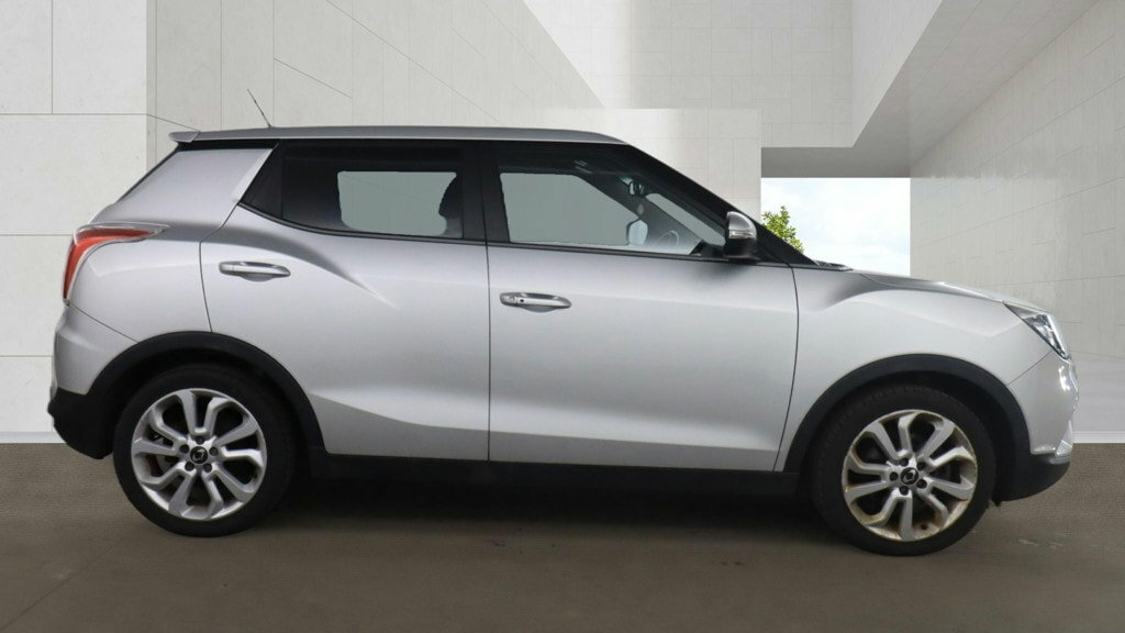 SsangYong Tivoli 1.6 E-xgi Elx Suv Euro 6 Ss Silver #5