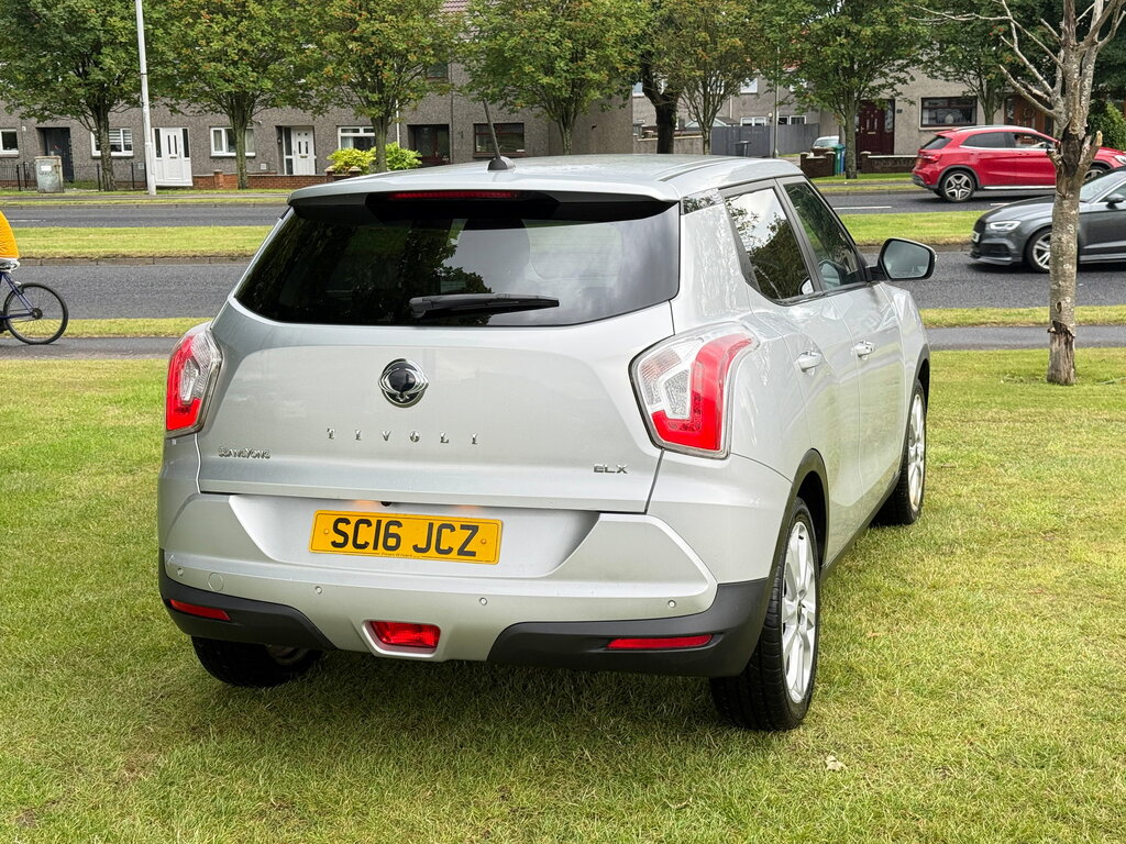SsangYong Tivoli 1.6 E-xgi Elx Suv Euro 6 Ss Silver #4