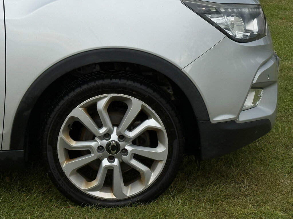 SsangYong Tivoli 1.6 E-xgi Elx Suv Euro 6 Ss Silver #6